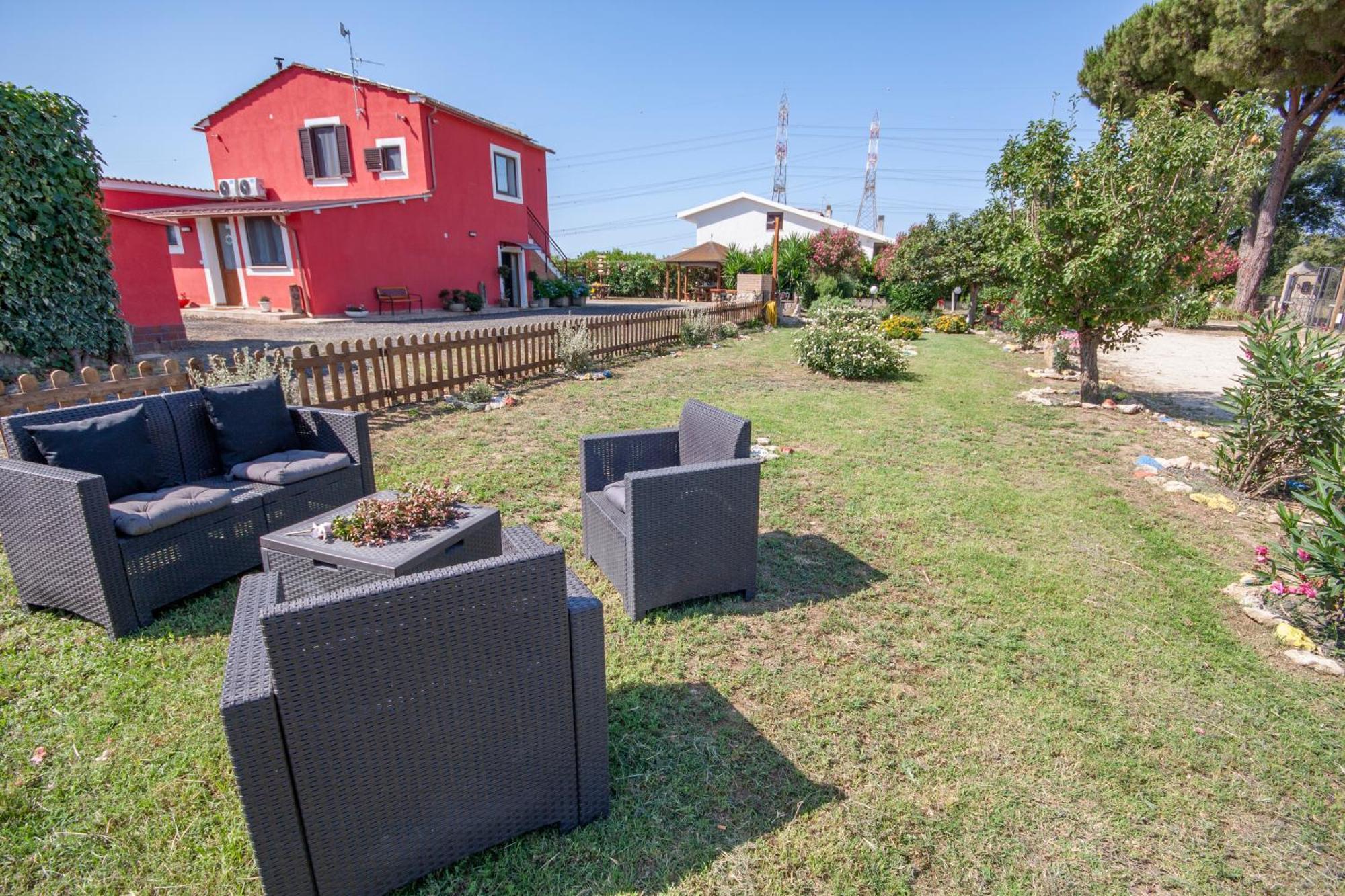 Agriturismo L'Istrice Di Gio 蒙塔尔托迪卡斯特罗 外观 照片