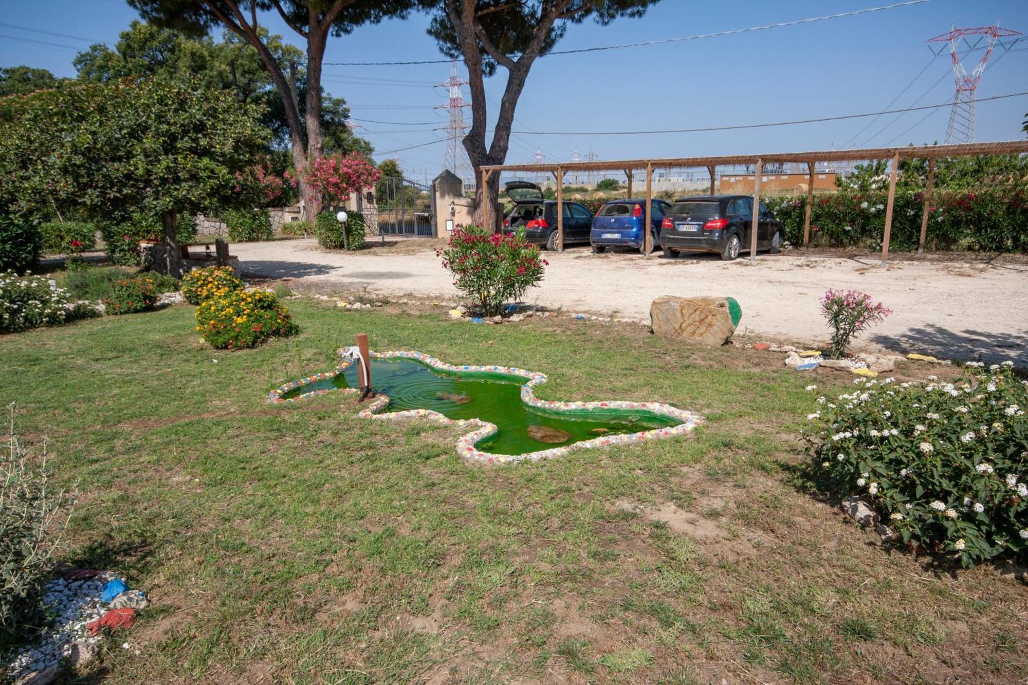 Agriturismo L'Istrice Di Gio 蒙塔尔托迪卡斯特罗 外观 照片
