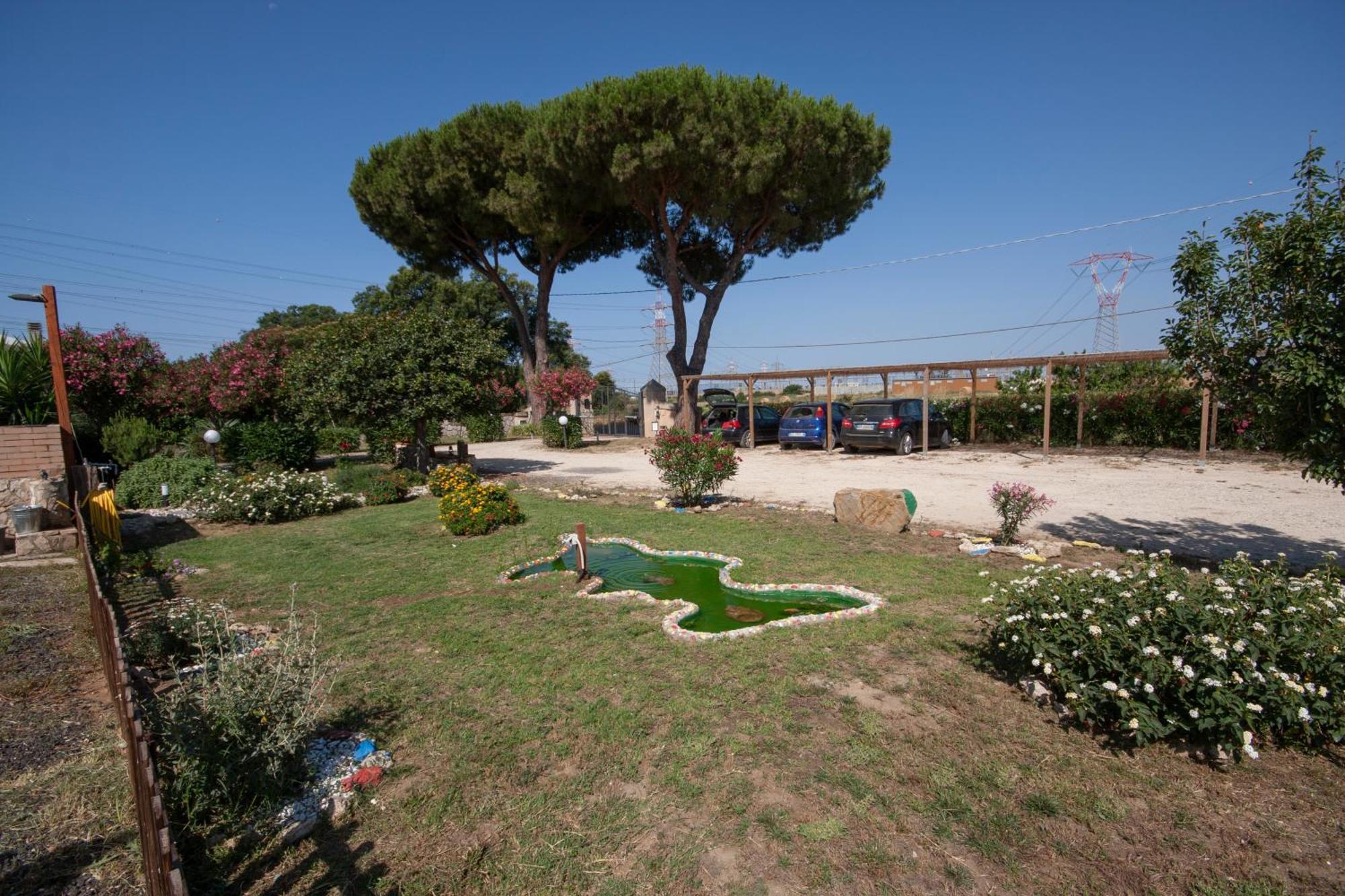 Agriturismo L'Istrice Di Gio 蒙塔尔托迪卡斯特罗 外观 照片