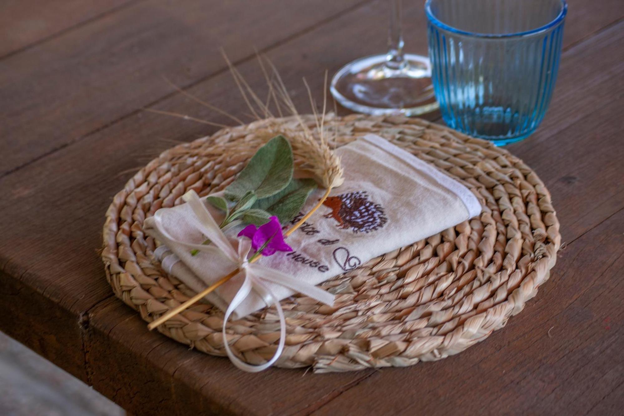 Agriturismo L'Istrice Di Gio 蒙塔尔托迪卡斯特罗 外观 照片